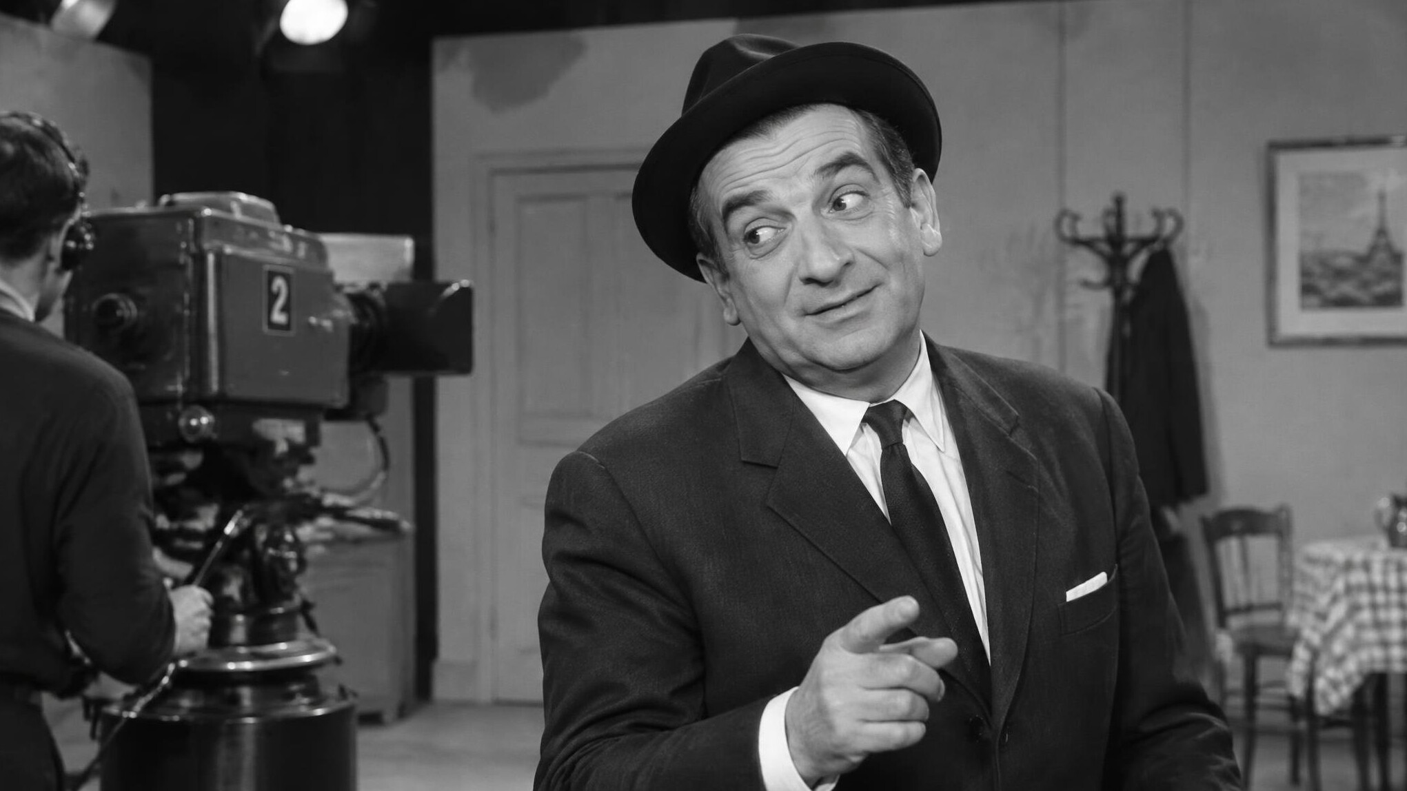 vintage tv actor on set
